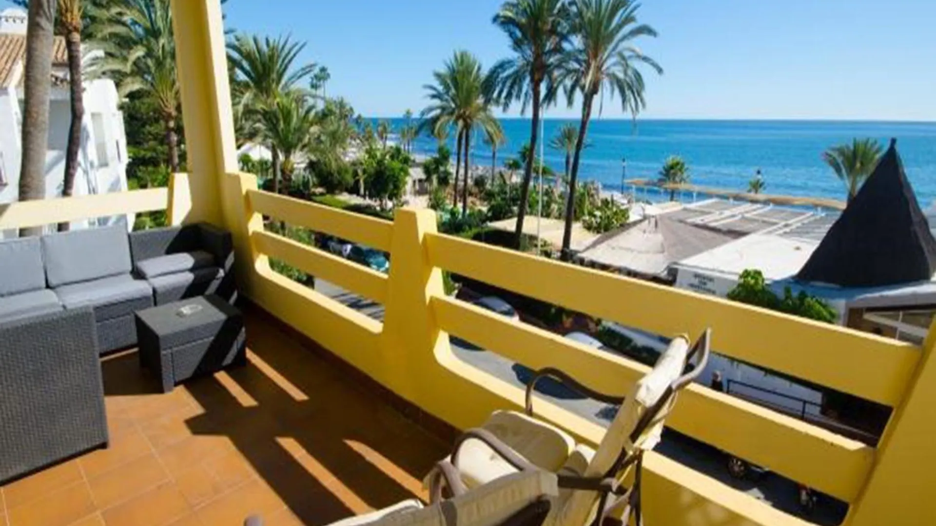 Vistamar Apartment-Beachfront Marbella Spain
