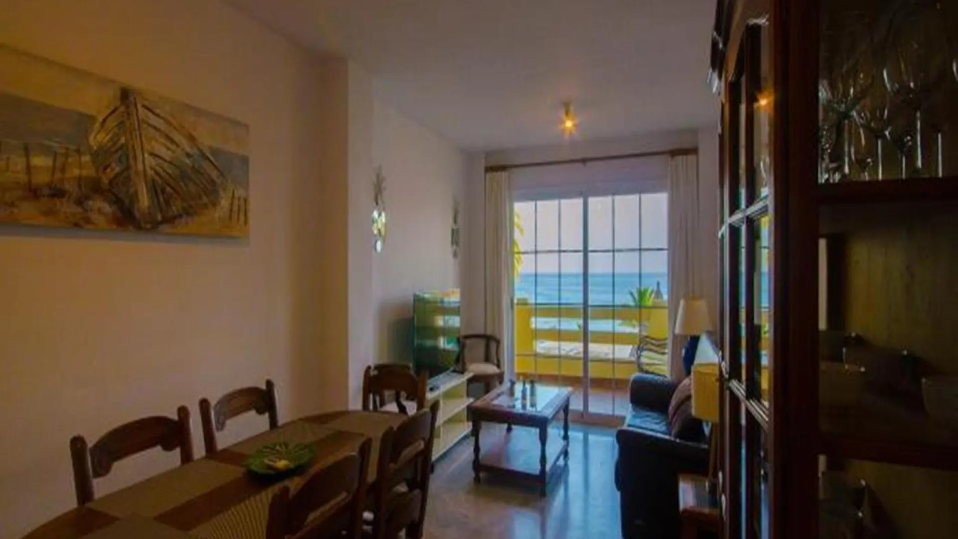 Vistamar Apartment-Beachfront Marbella